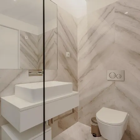 Apartment Lux In *